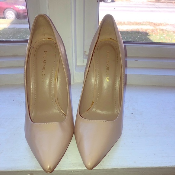 Nude pumps - Picture 1 of 4
